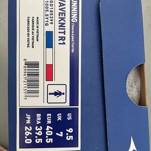 Mizuno Waveknit R1 Sneakers - Blue, White, Red